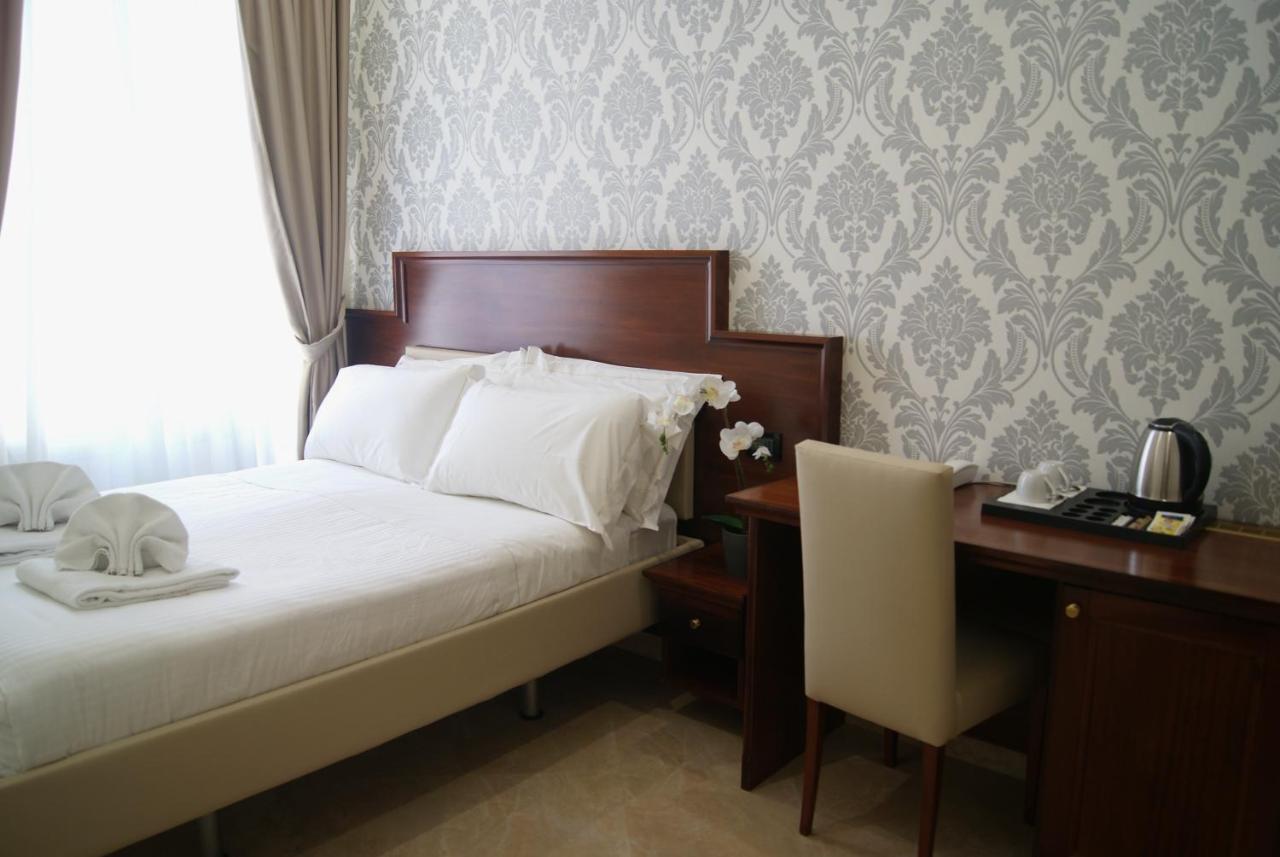 Glam Luxury Rome Ξενοδοχείο Εξωτερικό φωτογραφία
