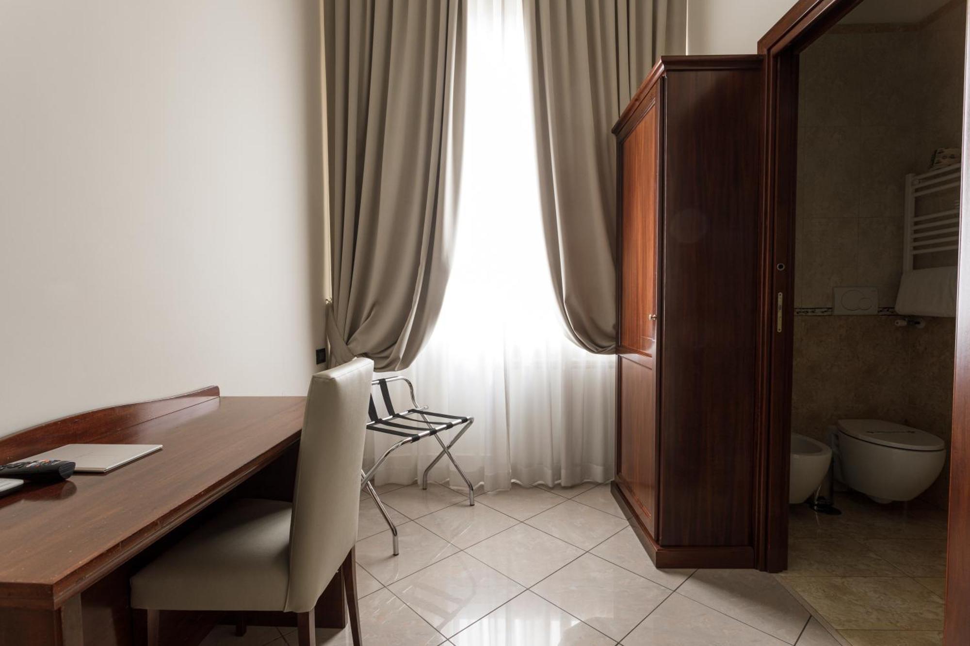 Glam Luxury Rome Ξενοδοχείο Εξωτερικό φωτογραφία
